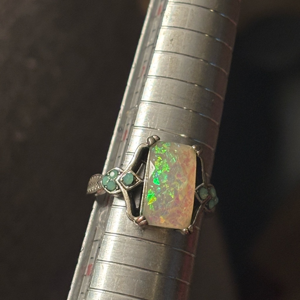 Vintage Style Faux Opal Ring Turquoise Blue Accents Feather Band Size 9 Boho